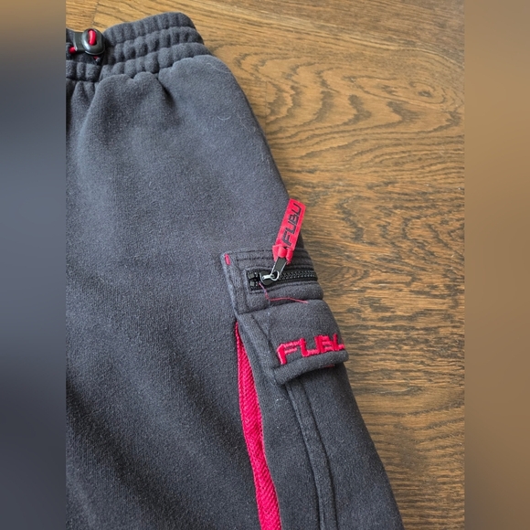 Fubu Kid's Black and Red Cargo Shorts Sz.12-14 M - Picture 2 of 8